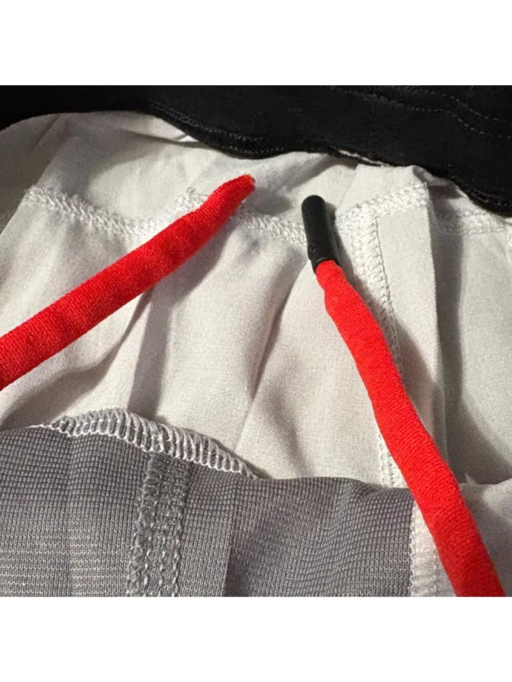 Lululemon T.H.E. Short Linerless 11" Greyt Deep Coal Mens Training Shorts S - Picture 9 of 11